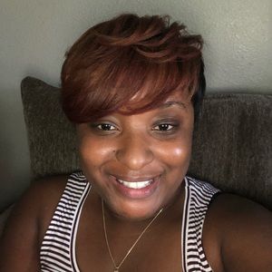 Meet your Posher, Sharisma